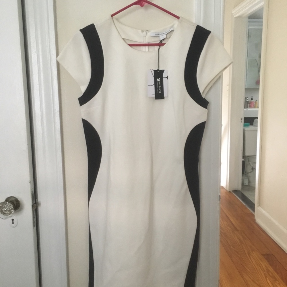 DVF Pele cream and blue bodycon dress NWT